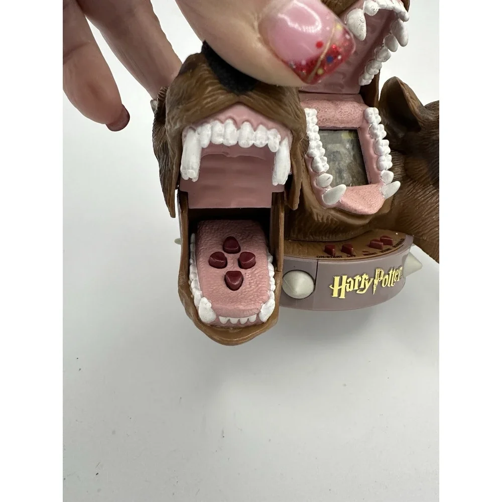 Harry Potter 3 Headed Dog Fluffy‎ Handheld Electronic Game Hasbro 2001 Working
